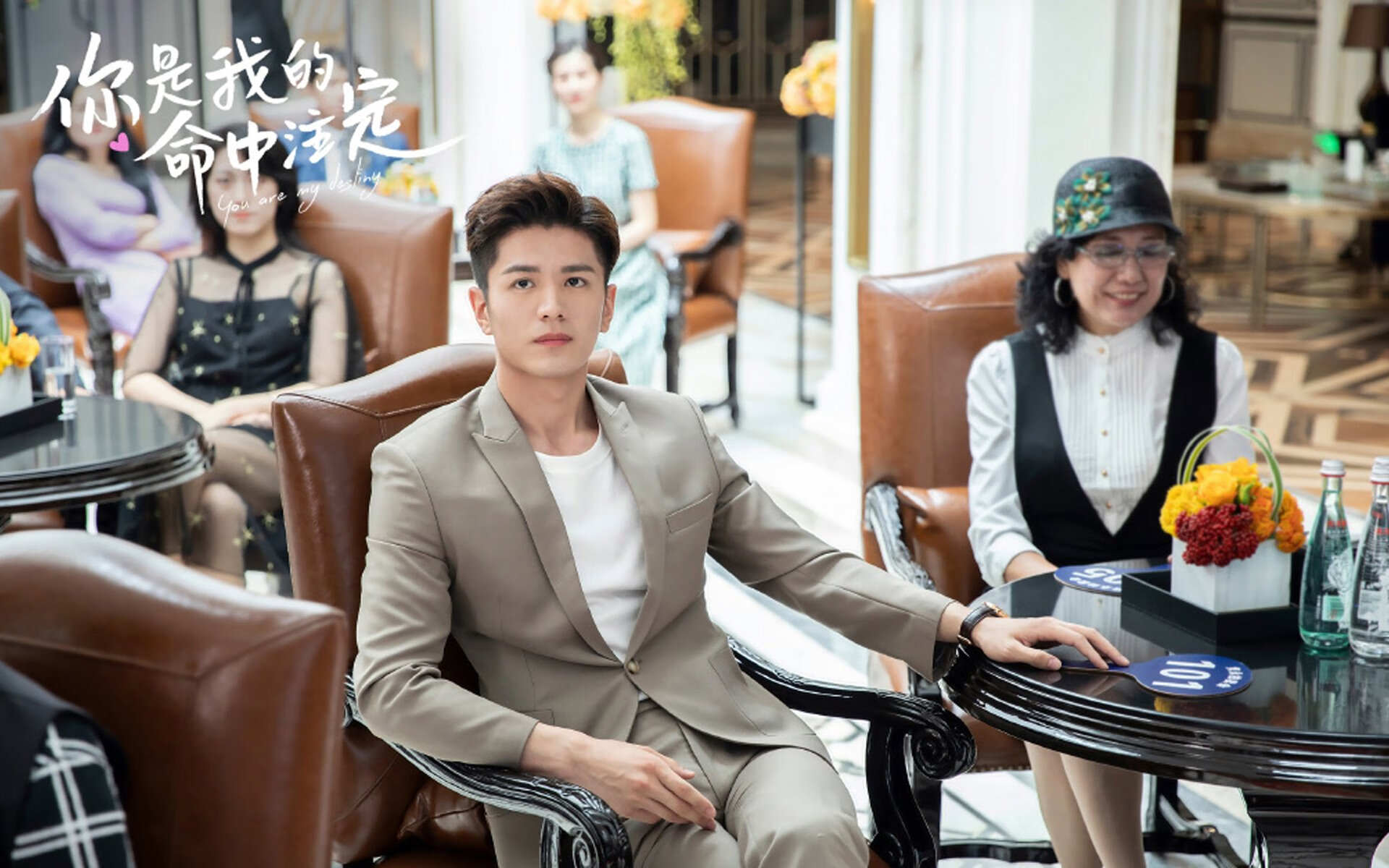 新疆男篮借助战术变化撕裂区域防守结构，新疆男篮内线